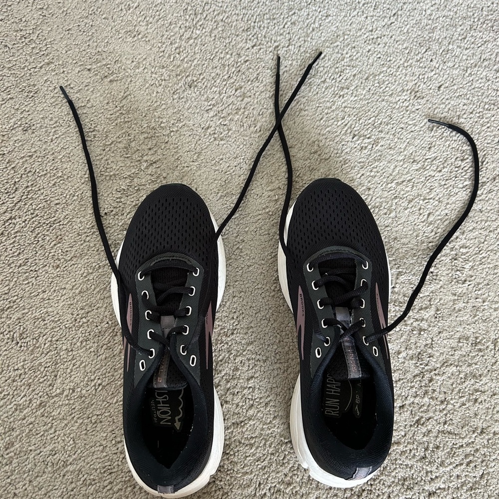 BROOKS- running shoes- size 8 -black and purple
